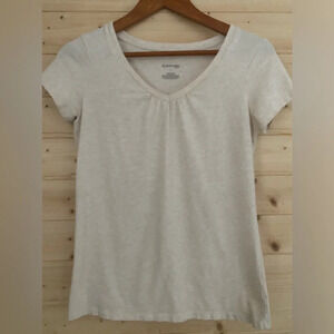 ST JOHN’S BAY Women’s V-Neck Top | Color: Beige | Size: S